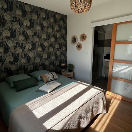 Bed and Breakfast Les Voyages De Louison Lavardac Exterior foto