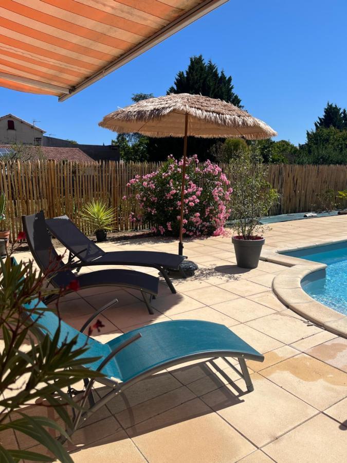 Bed and Breakfast Les Voyages De Louison Lavardac Exterior foto