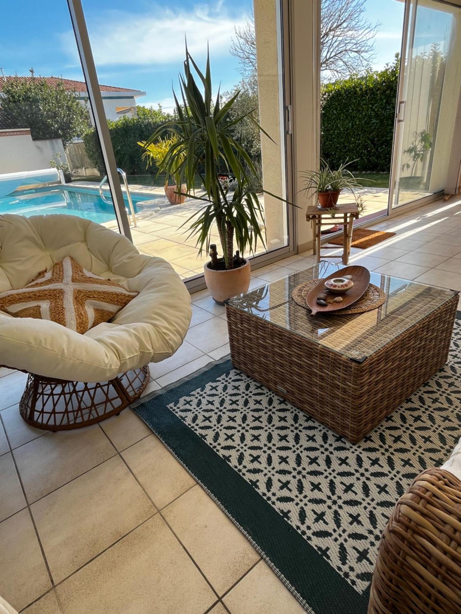 Bed and Breakfast Les Voyages De Louison Lavardac Exterior foto